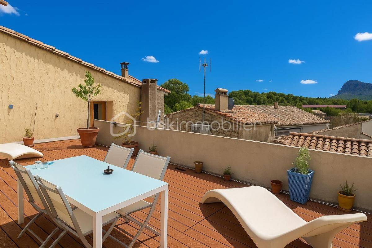 Maison à vendre, 218m², SAINT MARTIN DE LONDRES