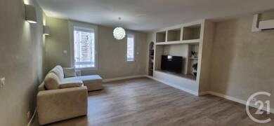 Appartement à vendre 156 900 € 2 pièces 1 chambre 52,8 m² 1er étage St Maximin la Ste Baume 83470
