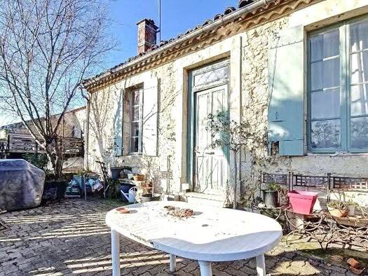 Maison de ville à vendre 103 000 € 6 pièces 4 chambres 143 m² 208 m² de terrain Ouest Condom 32100