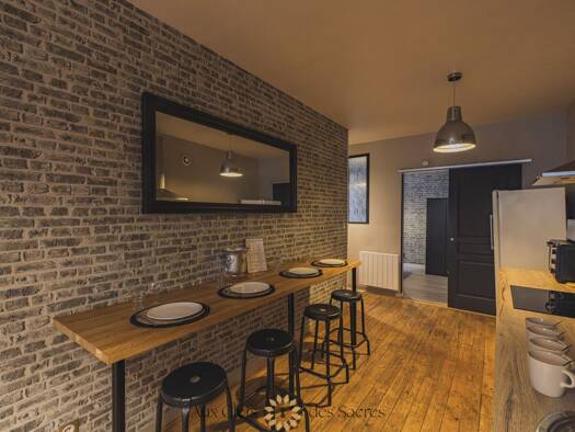 Appartement à vendre 210 000 € 2 pièces 1 chambre 48,23 m² Étage 1/2 Centre Ville Reims 51100