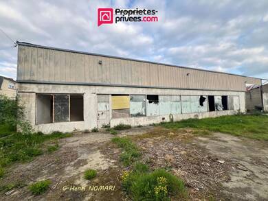 Immeuble à vendre 55 990 € 700 m² Louisfert 44110