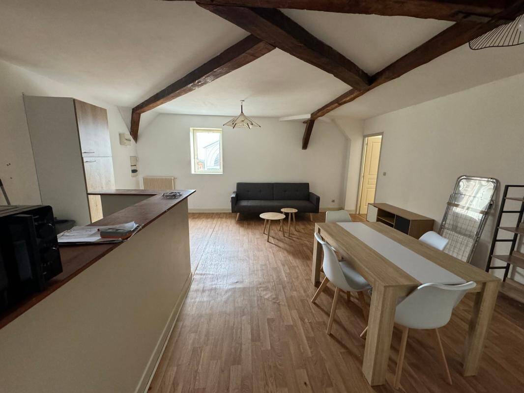 Maison à louer, 63m², VIERZON