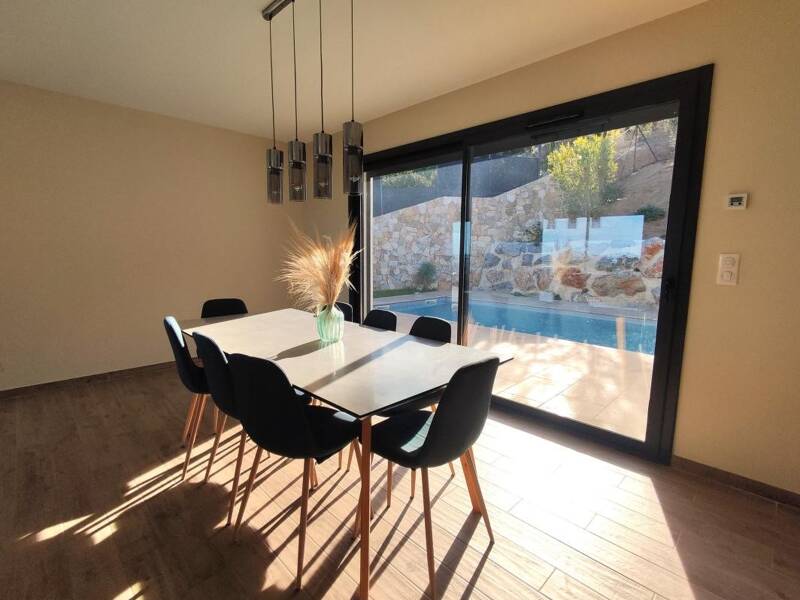 Maison à vendre, 145m², TREILLES