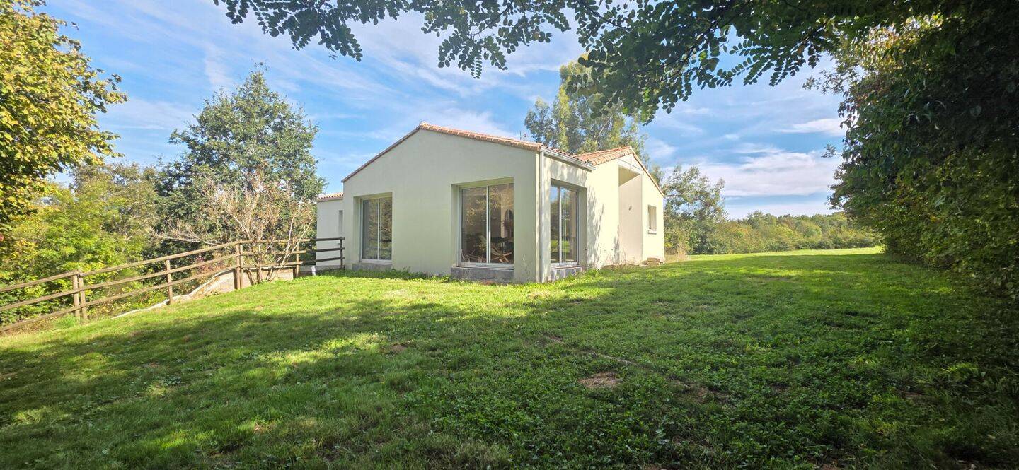 Maison à vendre, 95m², LE GIROUARD