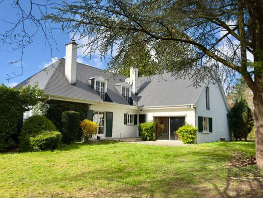 Maison à vendre 725 000 € 6 pièces 4 chambres 203 m² 1 688 m² de terrain Bois d'Achelles Bondues 59910