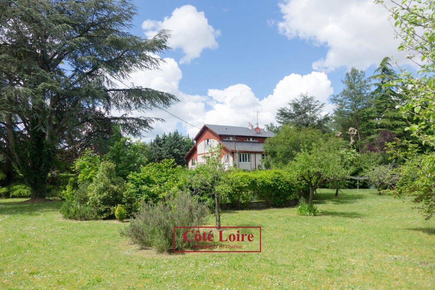 Maison à vendre, 261m², SAINT HILAIRE SAINT MESMIN