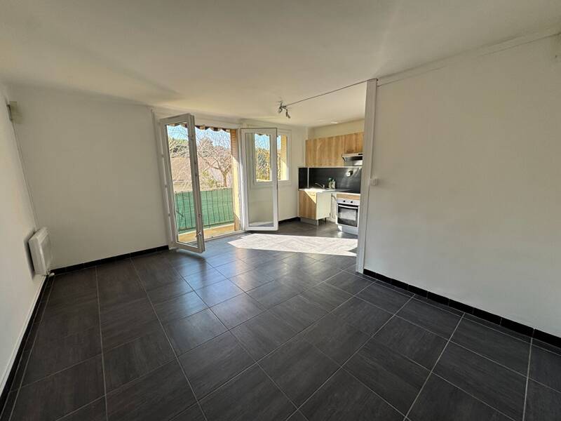 Maison à louer, 54m², MARSEILLE 14E