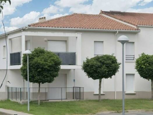 Appartement à vendre 104 900 € 2 pièces 1 chambre 37 m² Étage 1/1 Nord Est Saint-André-de-Cubzac 33240