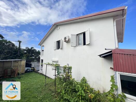Maison à vendre 183 000 € 5 pièces 4 chambres 132 m² 230 m² de terrain St Joseph 97480