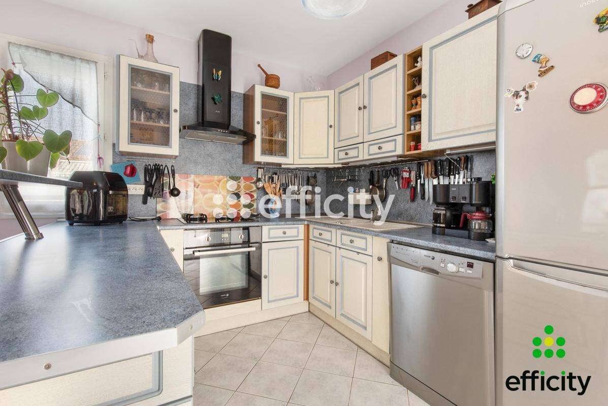 Maison à vendre, 120m², ROUJAN