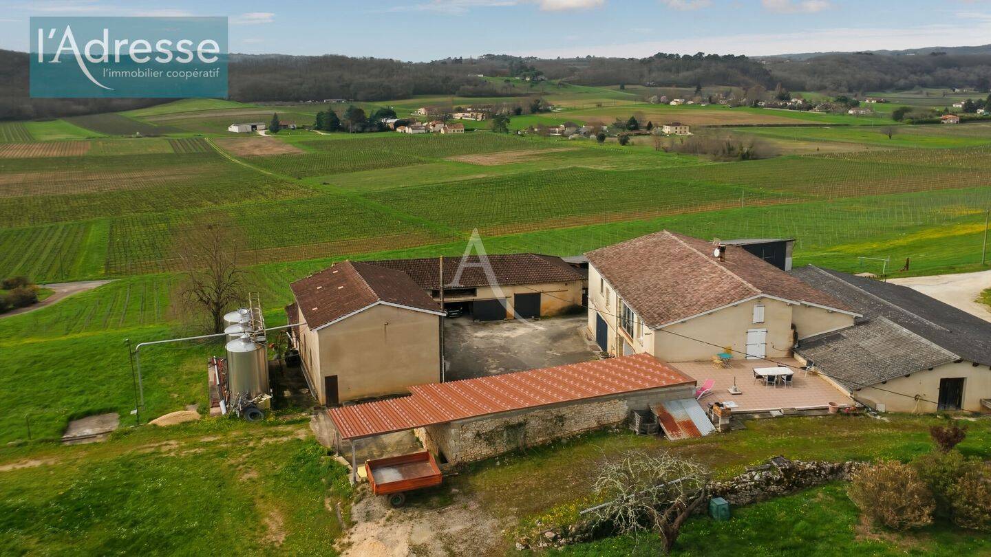 Maison à vendre, 1361m², PUY L'EVEQUE