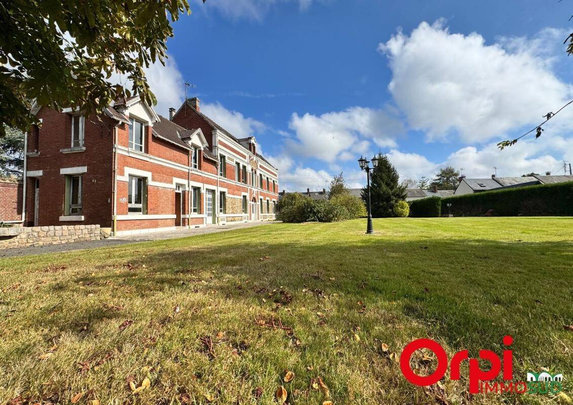 Maison à vendre, 258m², GRANDVILLIERS