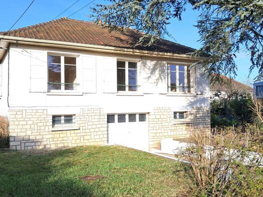 Maison à vendre 170 000 € 4 pièces 2 chambres 66 m² 495 m² de terrain Les Moreaux Auxerre 89000