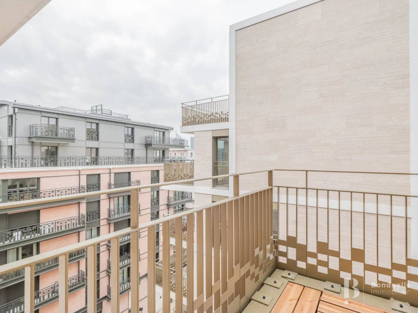Maison à louer, 61m², COURBEVOIE