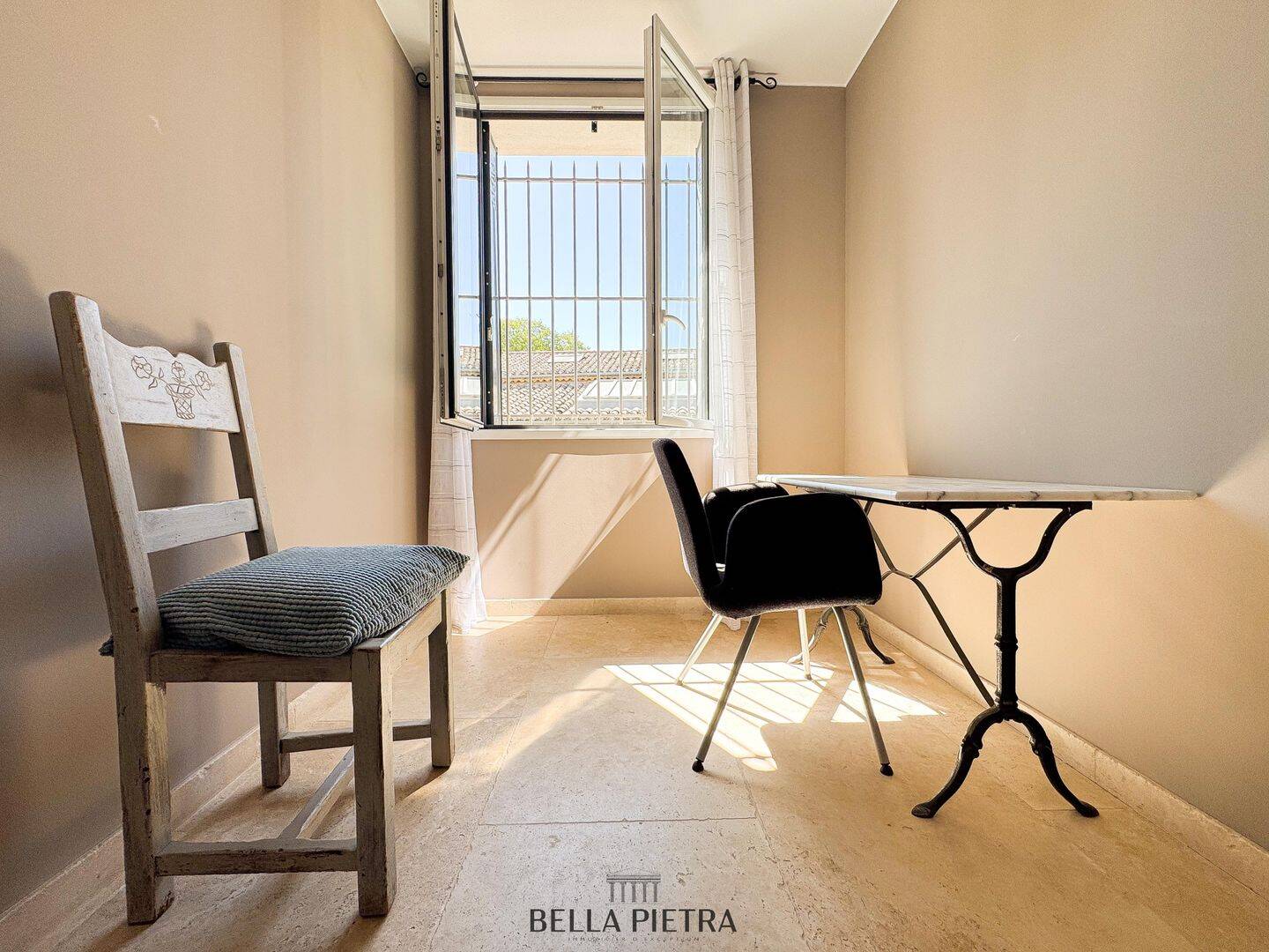 À LOUER - MONTPELLIER - MAISON 257 M2 - 6 CHAMBRES - PARCELL — 12