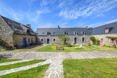 Maison à vendre 1 332 700 € 24 pièces 16 chambres 650 m² 178 290 m² de terrain Pont l Abbe 29120
