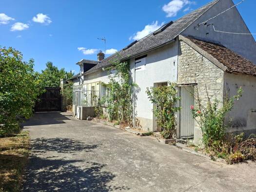 Maison à vendre 258 000 € 6 pièces 4 chambres 120 m² 4 642 m² de terrain Ascoux 45300