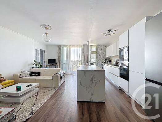 Appartement à vendre 159 965 € 4 pièces 3 chambres 73 m² 12ème étage St Pierre des Corps 37700