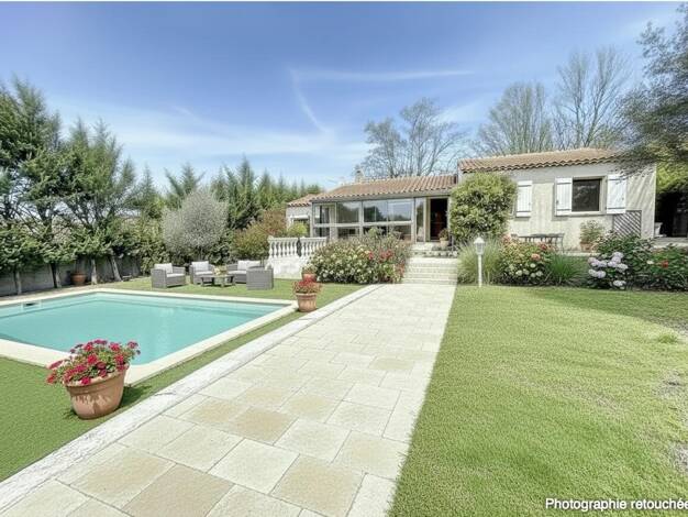 Villa à vendre 388 500 € 8 pièces 4 chambres 116 m² 1 042 m² de terrain Vinon-sur-Verdon 83560