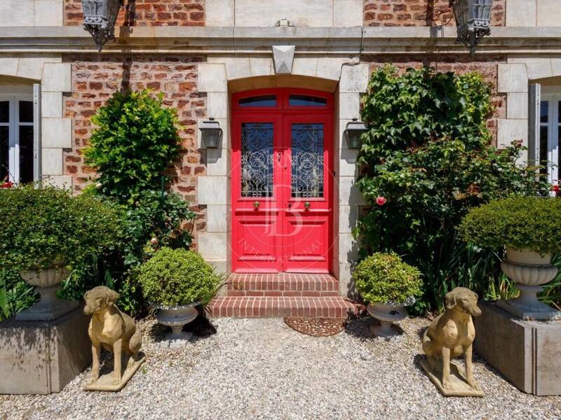 Maison à vendre, 330m², TOURGEVILLE