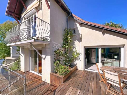 Maison à louer 1 350 € 4 pièces 2 chambres 100 m² 1 136 m² de terrain Olivet 45160