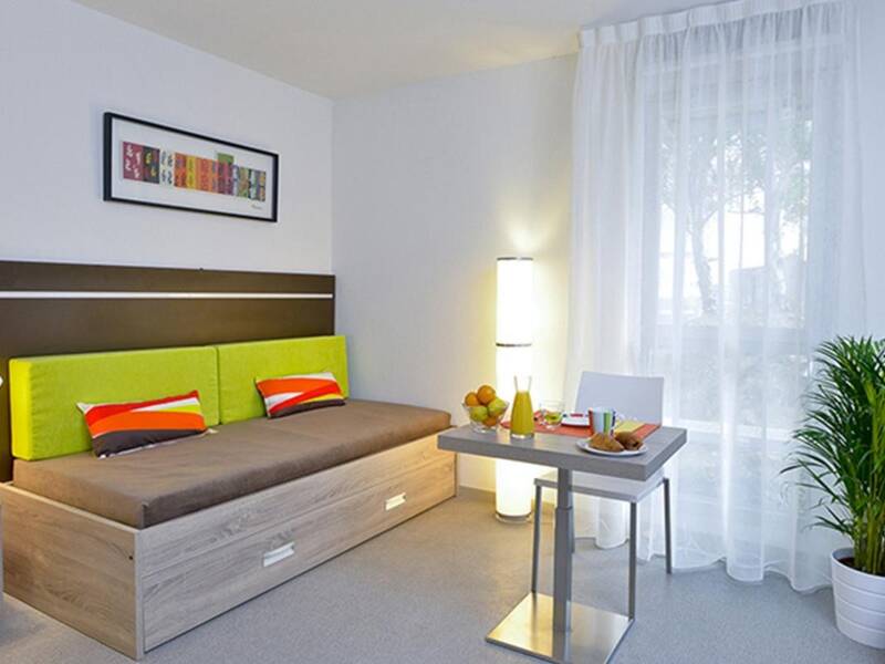 Maison à louer, 21m², LYON 9E