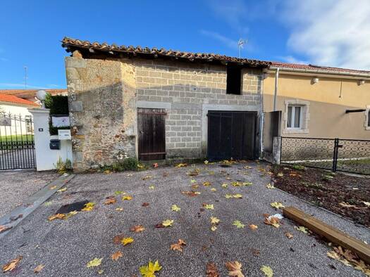 Maison à vendre 21 000 € 3 pièces 2 chambres 80 m² 11 m² de terrain Saint-Germé 32400