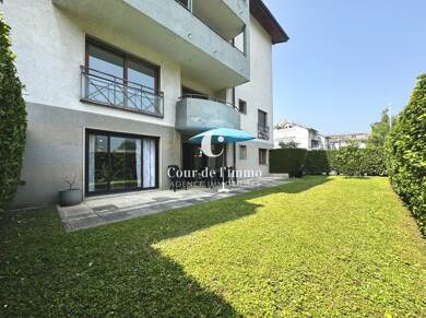 Appartement à vendre 230 000 € 3 pièces 2 chambres 68 m² RDC/2 Cluses 74300
