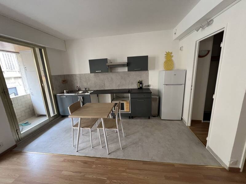 Maison à louer, 47m², MARSEILLE 6E