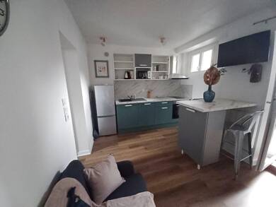 Appartement à louer 440 € 1 pièce 32 m² RDC Aurillac 15000
