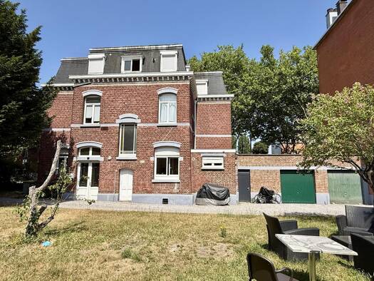 Appartement à vendre 178 000 € 3 pièces 2 chambres 87,3 m² RDC Roubaix 59100