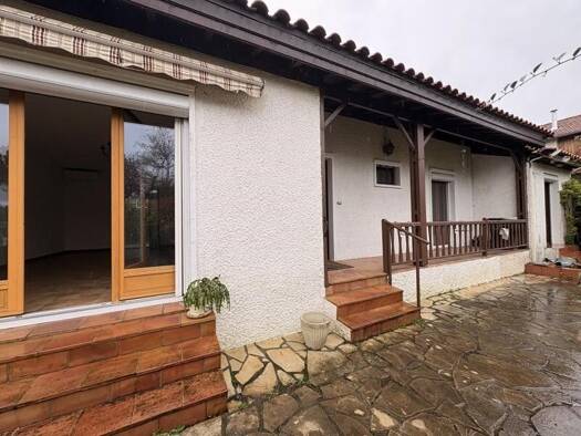 Maison à louer 890 € 5 pièces 3 chambres 109 m² Pavie 32550