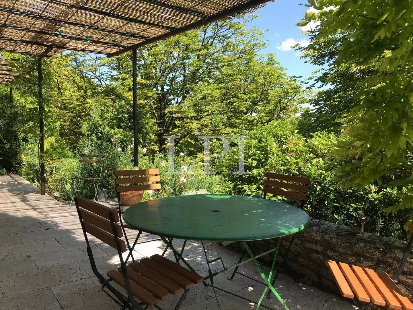 Maison à vendre, 148m², SAINT SATURNIN LES APT
