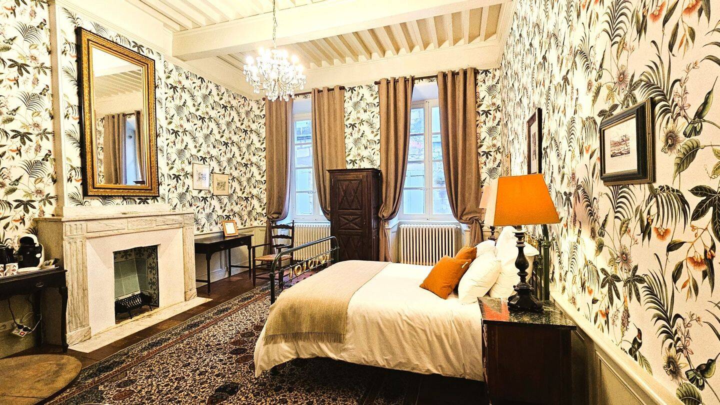 Maison à vendre, 580m², SAINT ANTONIN NOBLE VAL