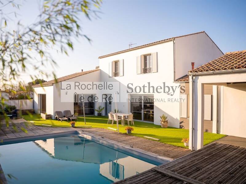 Maison à vendre, 236m², SAINT ROGATIEN