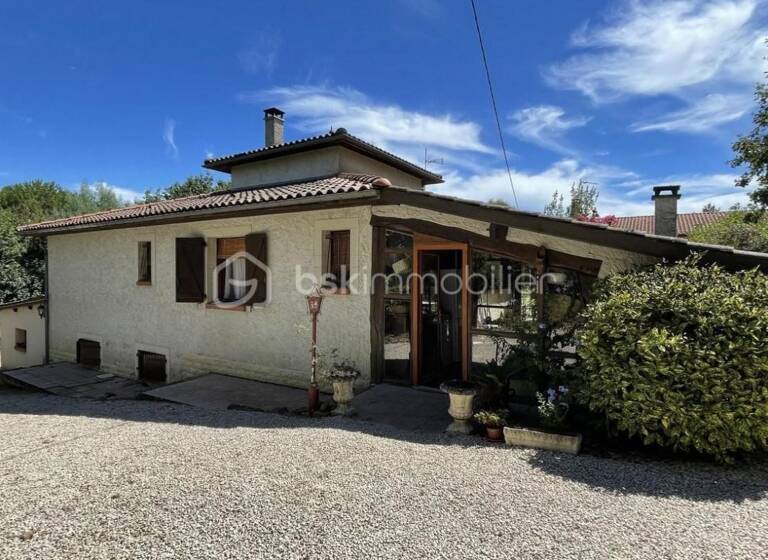 Villa à vendre 199 900 € 8 pièces 6<br/>chambres 180 m²<br/>superficie 2 370 m²<br/>terrain Masseube 32140