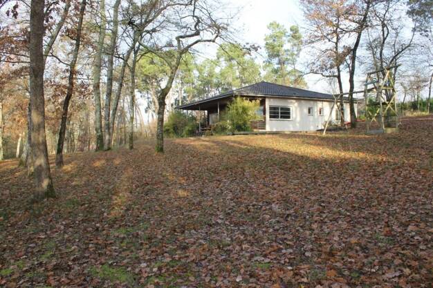 Maison à louer 1 401 € 4 pièces 3 chambres 151,9 m² 3 000 m² de terrain Croignon 33750