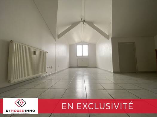 Appartement à vendre 59 000 € 3 pièces 1 chambre 32,7 m² Étage 3/3 Jeu du mail-Lestang-Saint Jean Pamiers 09100