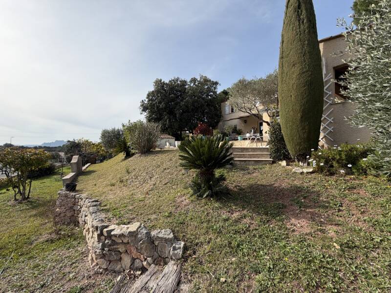 Maison à vendre, 134m², PUGET SUR ARGENS