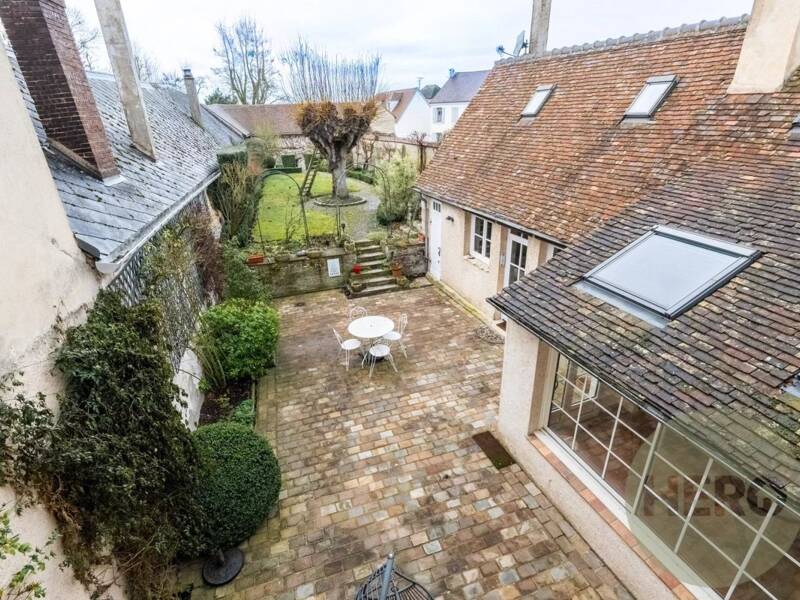 Maison à vendre, 285m², HOUDAN