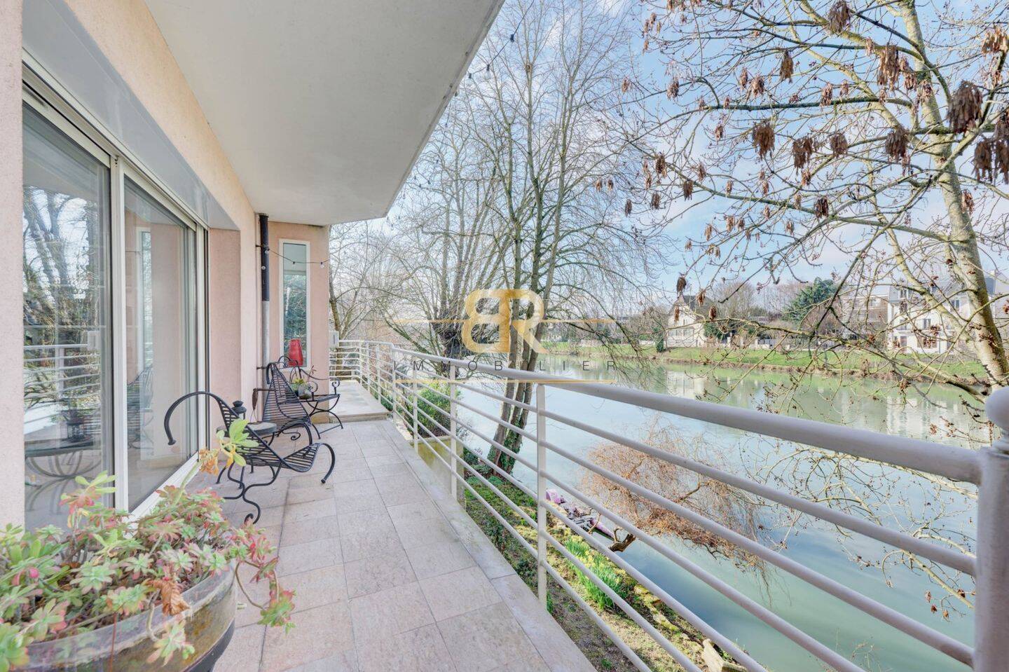 Maison à vendre, 420m², SAINT MAUR DES FOSSES