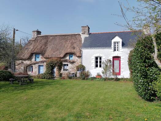 Maison à vendre 249 000 € 6 pièces 3 chambres 149 m² 1 093 m² de terrain Pluméliau-Bieuzy 56930