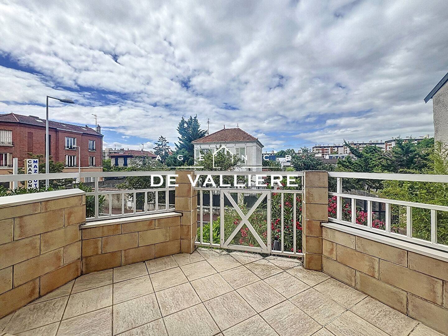 Maison à louer, 80m², NANTERRE
