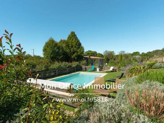 Villa à vendre 529 000 € 4 pièces 3 chambres 124 m² 3 111 m² de terrain La Verdière 83560