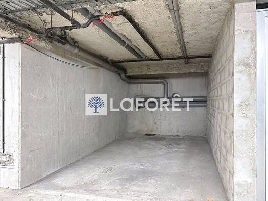 Parking à louer 110 € Nord Saint-Nom-la-Bretèche 78860