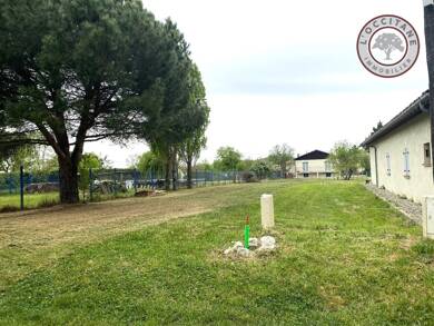Terrain constructible à vendre 90 000 € 1 343 m² de terrain Cadours 31480