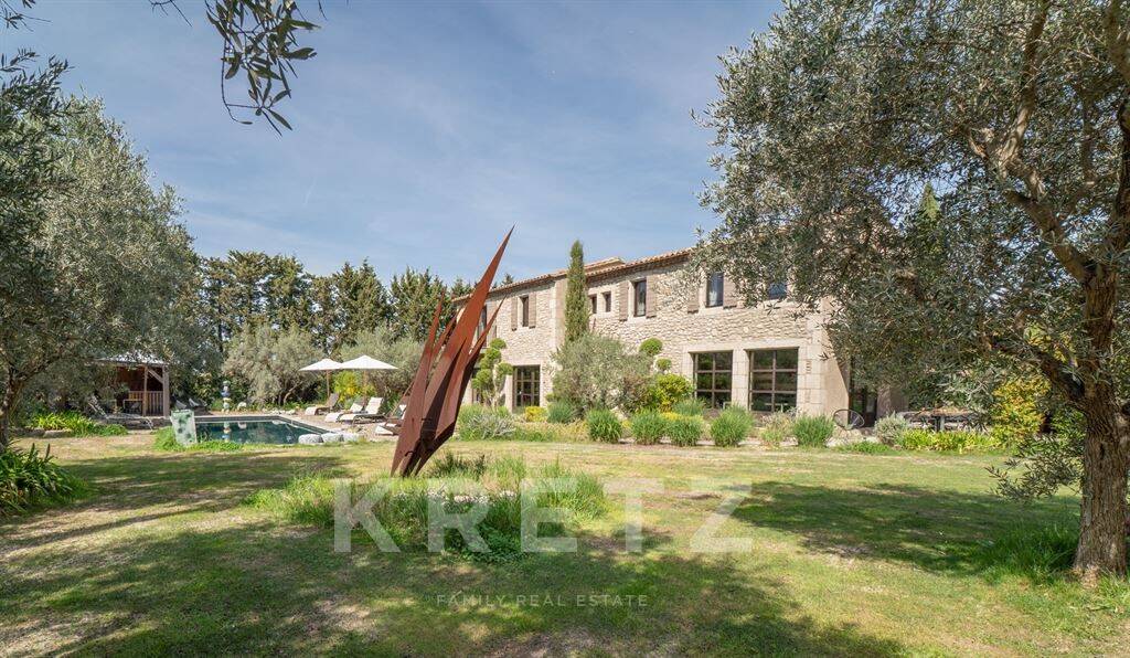 Maison à vendre, 270m², EYGALIERES