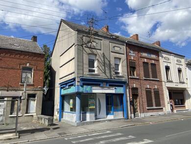 Maison à vendre 91 500 € 8 pièces 2 chambres 101 m² 198 m² de terrain Jeumont 59460