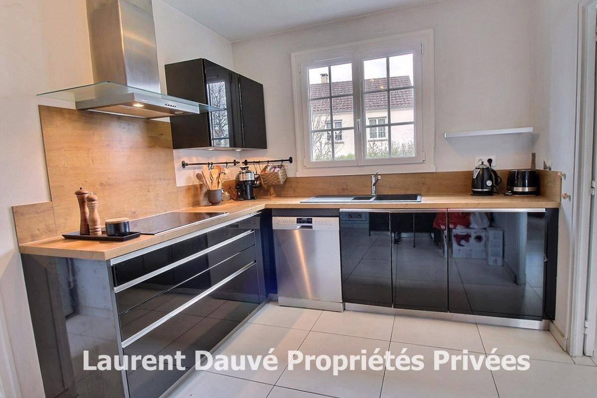 Maison à vendre, 162m², SAINT CYR EN VAL