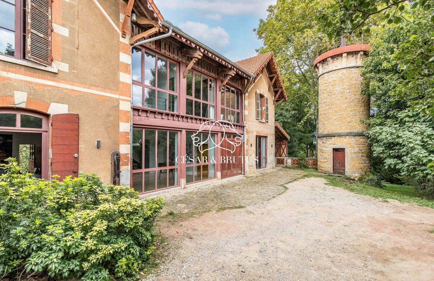 Maison à vendre, 400m², SAINT GERMAIN AU MONT D'OR